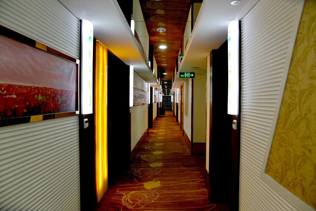 Yiwu Chu Xin Hotel Buitenkant foto